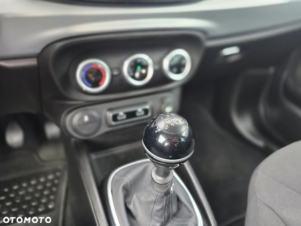 Fiat 500L 1.4 16V Connect - 25