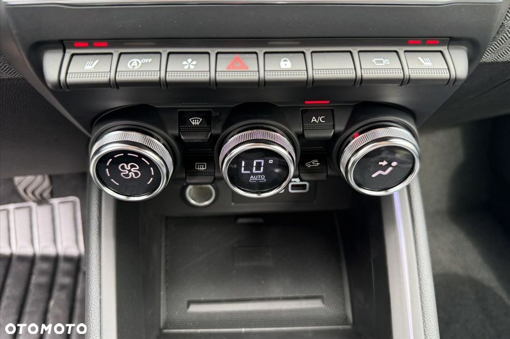 Renault Clio 1.0 TCe Techno - 10