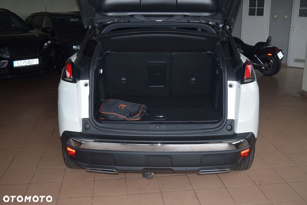 Peugeot 3008 1.6 PureTech Hybrid4 PHEV GT S&S EAT8 - 37
