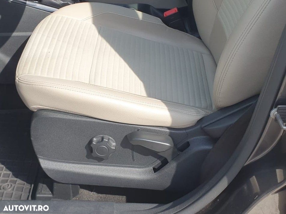 Ford EcoSport 1.0 EcoBoost Titanium - 12