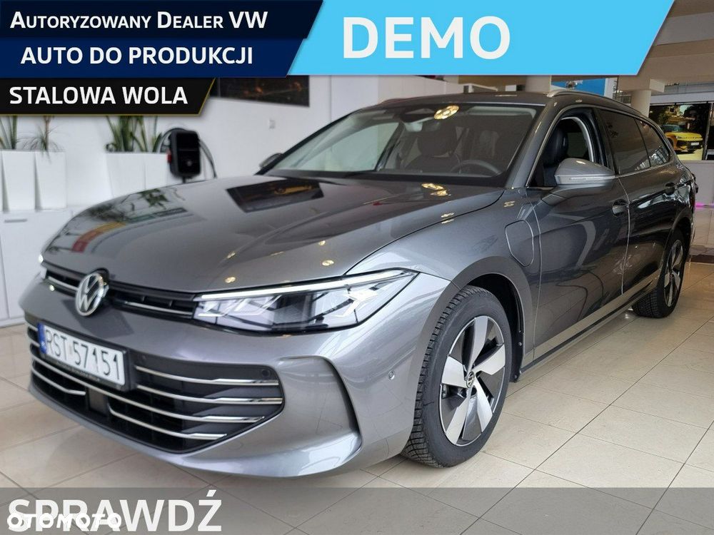 Volkswagen Passat - 2