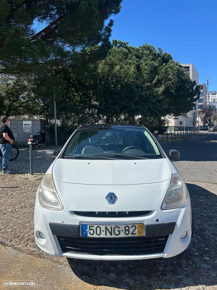 Renault Clio 1.5 dCi Dynamique S - 2