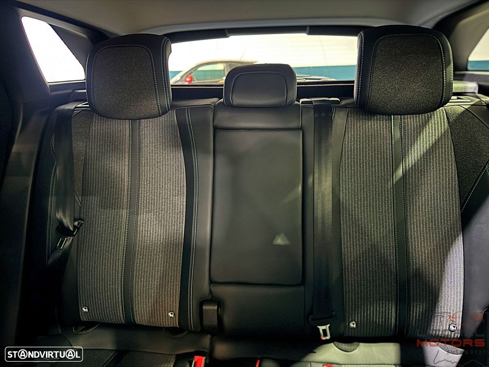 Peugeot 3008 1.2 PureTech Allure Pack EAT8 - 40