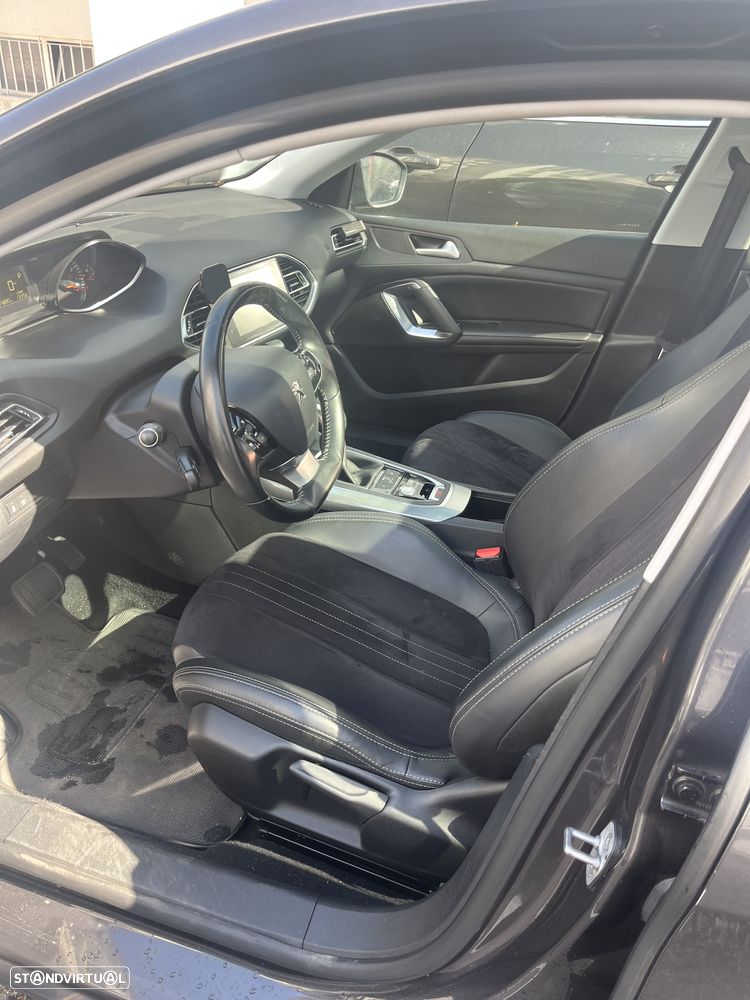 Peugeot 308 PureTech 130 EAT8 Allure Pack - 3