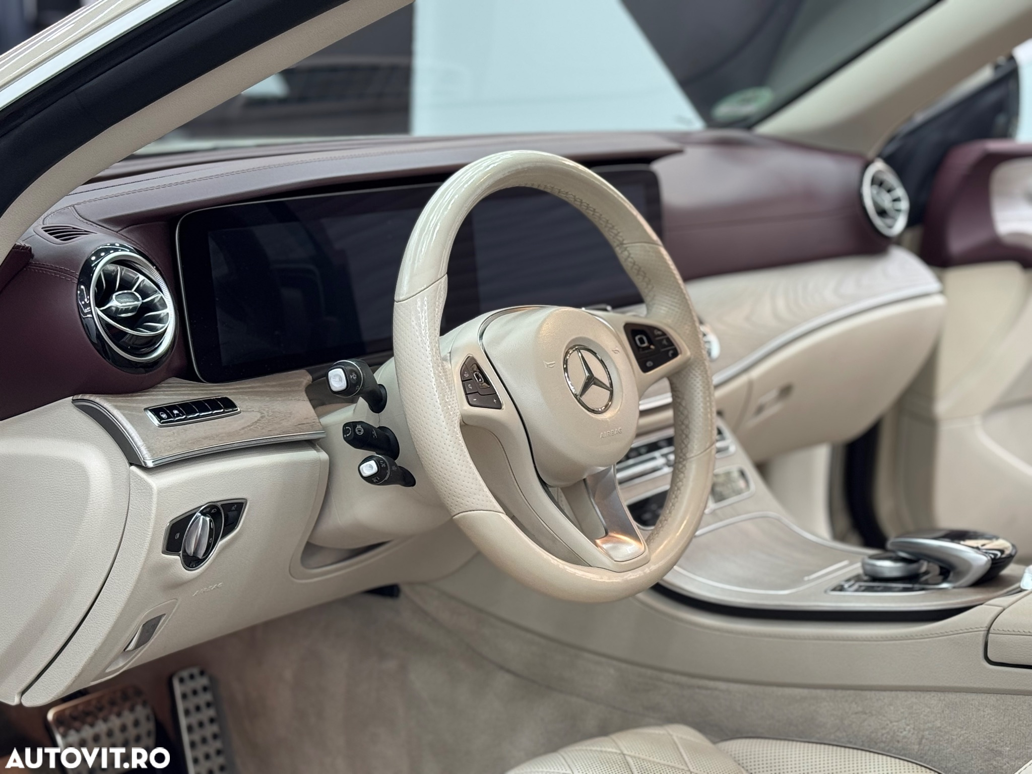 Mercedes-Benz E 400 4Matic Cabrio 9G-TRONIC AMG Line - 16