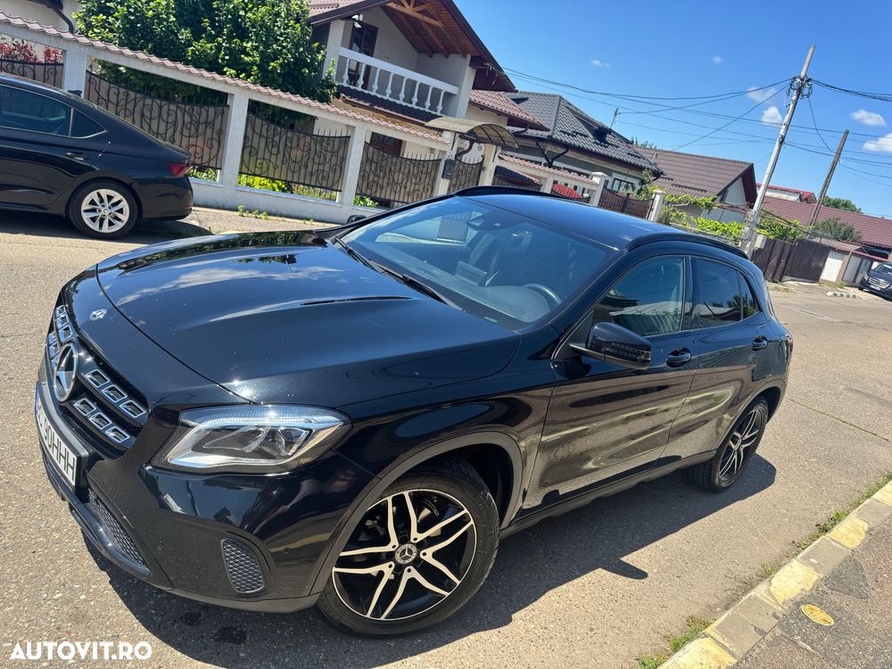 Mercedes-Benz GLA 180 7G-DCT - 6