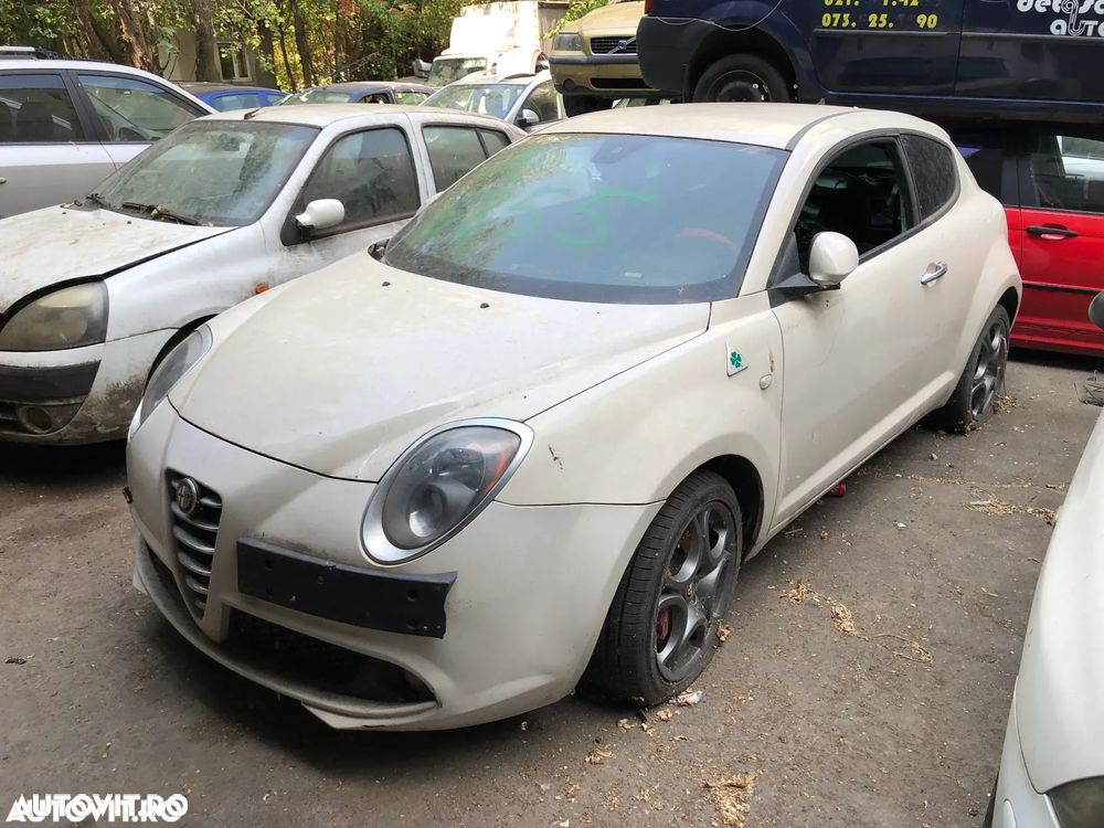 Usa stanga/Usa dreapta fata Alfa Romeo alb 2011 - 4