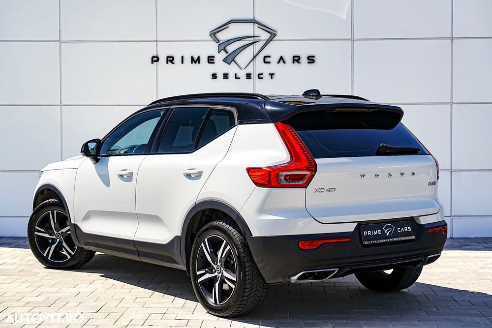 Volvo XC 40 D4 AWD Geartronic R-Design - 3