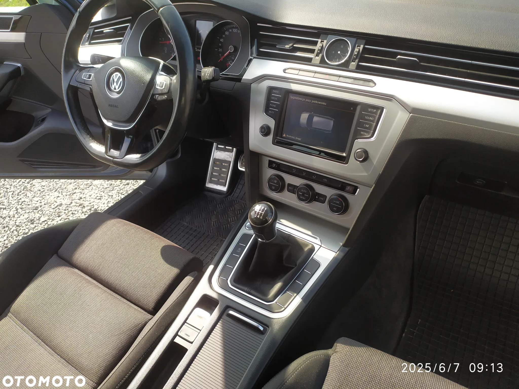 Volkswagen Passat Variant 1.6 TDI (BlueMotion Technology) Comfortline - 16