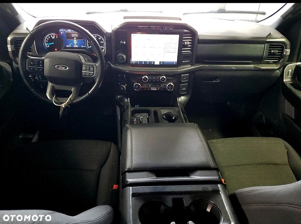 Ford F150 - 8