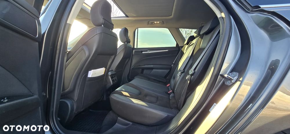 Ford Mondeo 2.0 TDCi Titanium PowerShift - 5