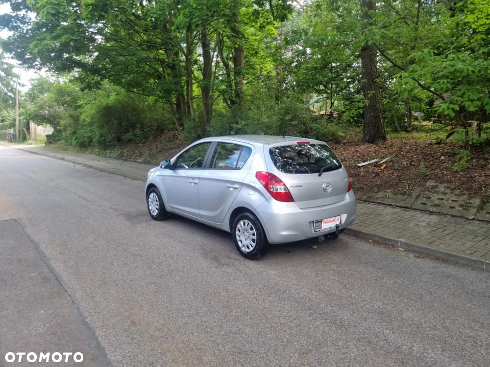 Hyundai i20 1.2 Classic + - 6