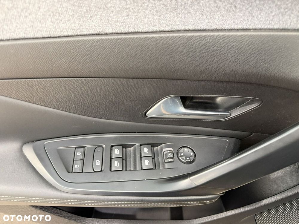 Peugeot 308 - 14
