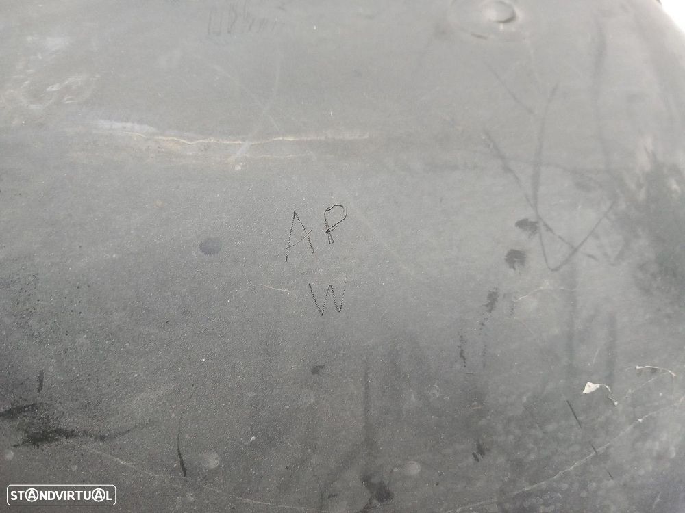 Cava roda frente esquerda SEAT Altea (5P1) - 3