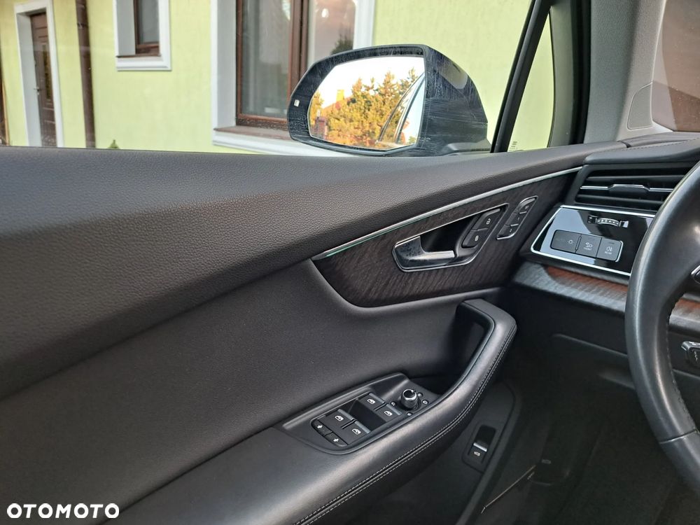 Audi Q7 45 TDI mHEV Quattro S Line Tiptr - 22