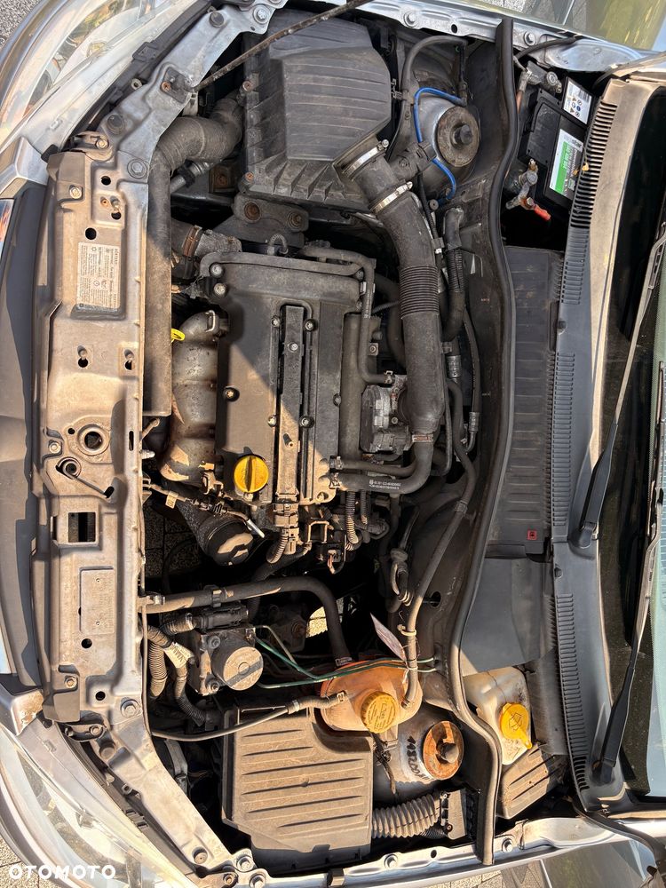 Opel Corsa 1.2 16V Silverline - 17