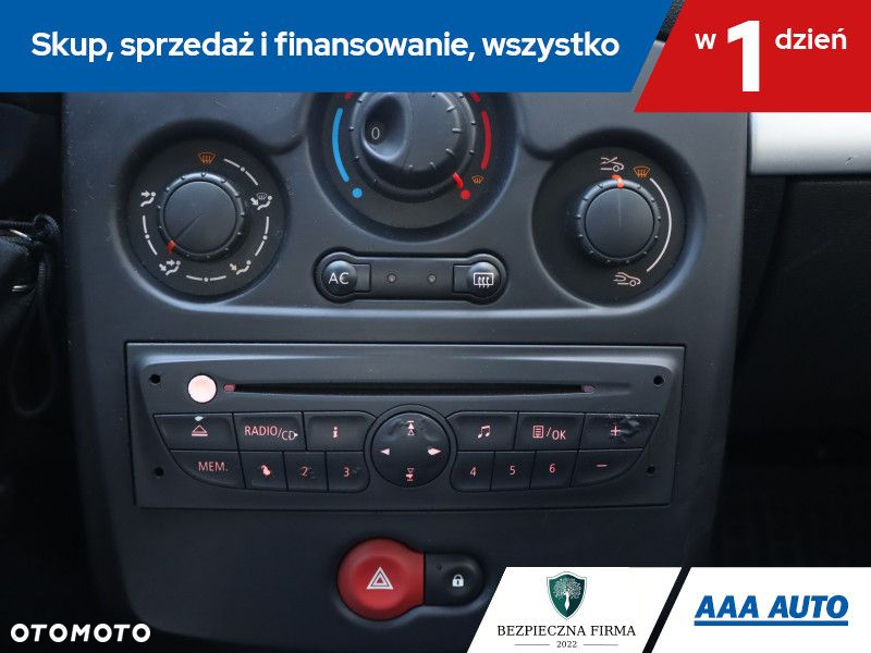 Renault Clio - 17