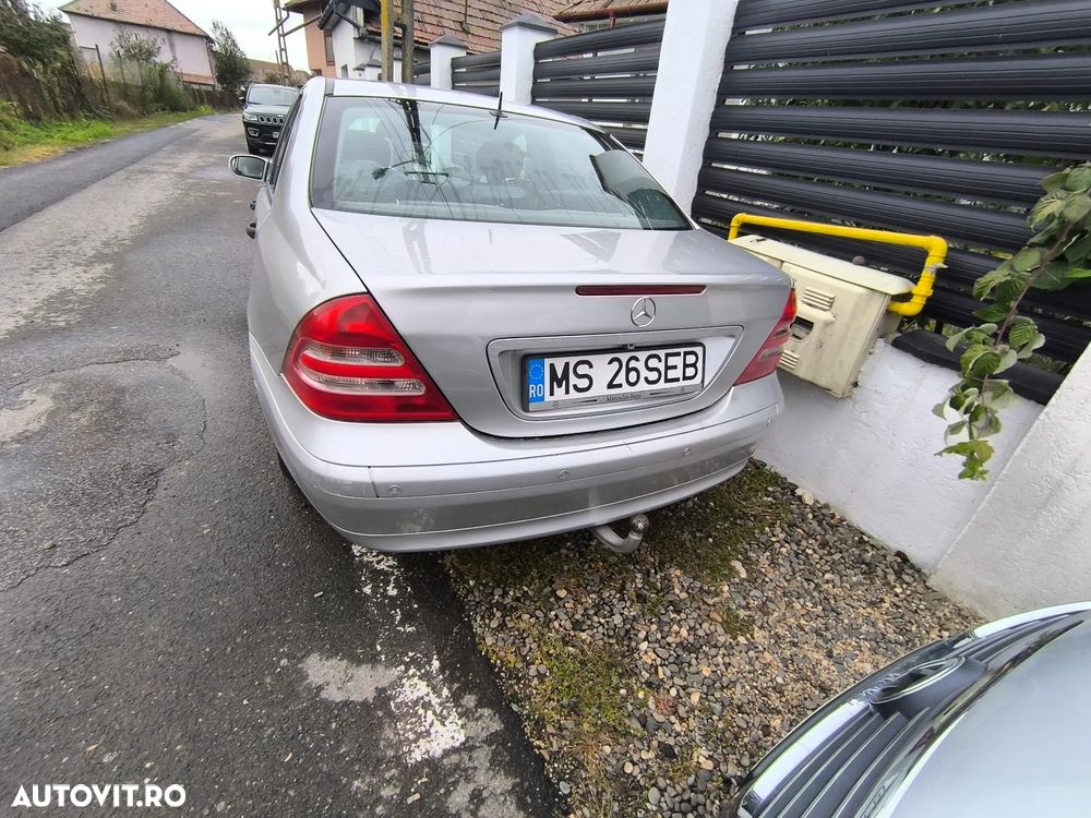 Mercedes-Benz C 180 Kompressor - 8