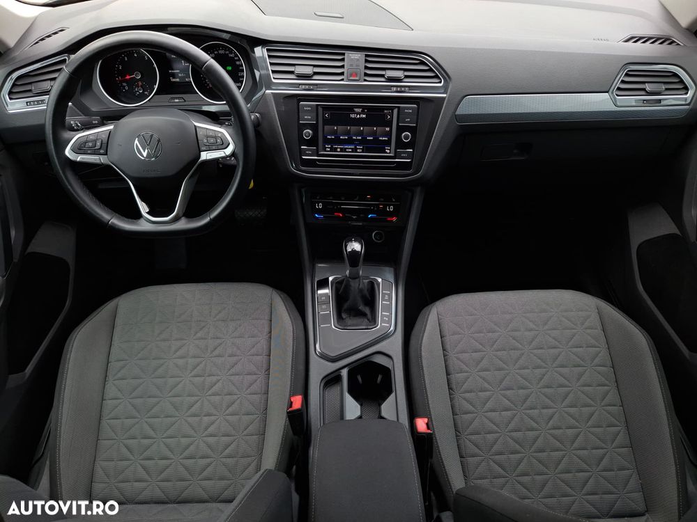 Volkswagen Tiguan - 17