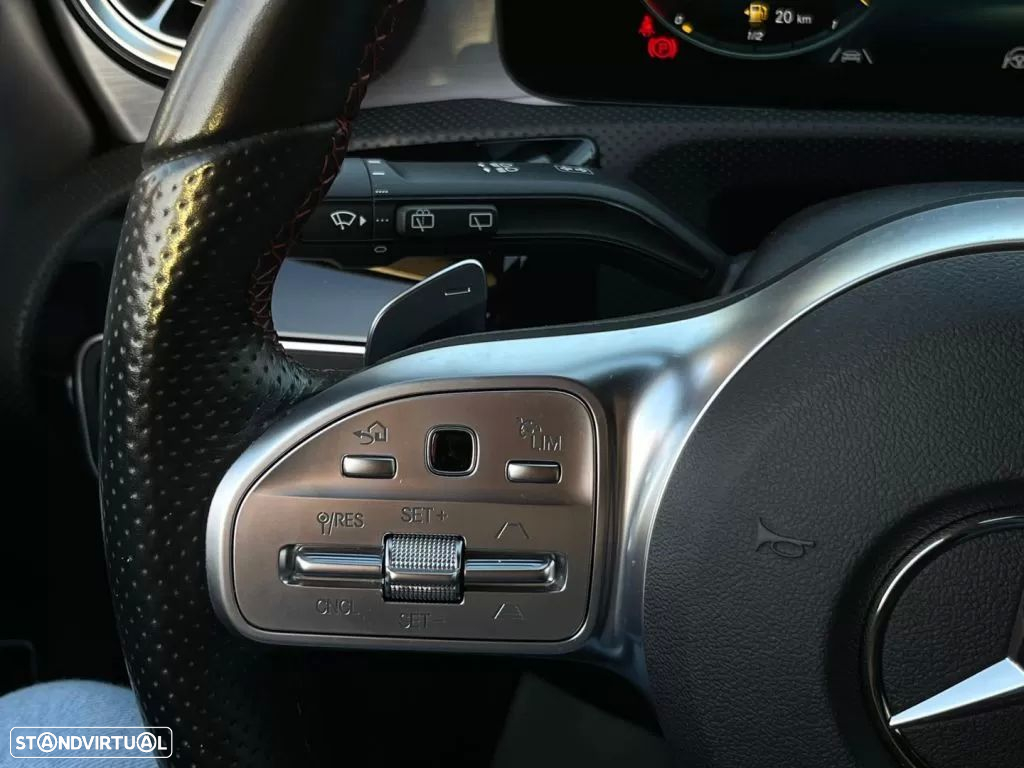 Mercedes-Benz A 250 e AMG Line - 24