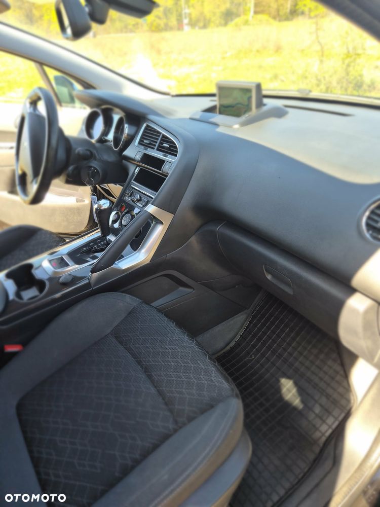 Peugeot 3008 - 15