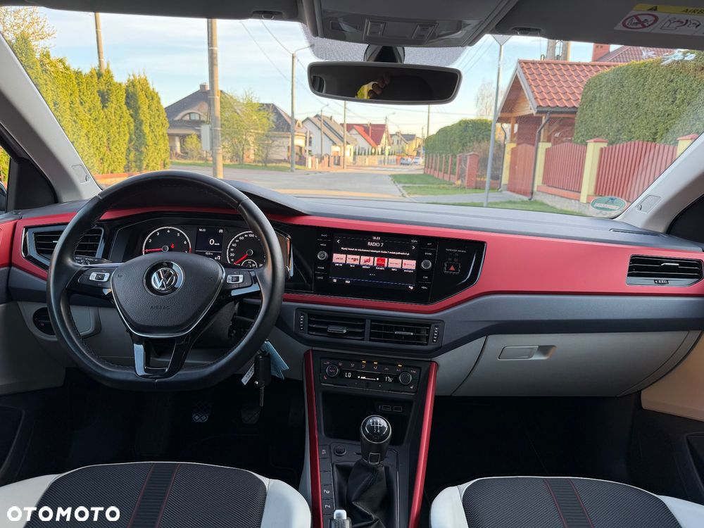 Volkswagen Polo - 32