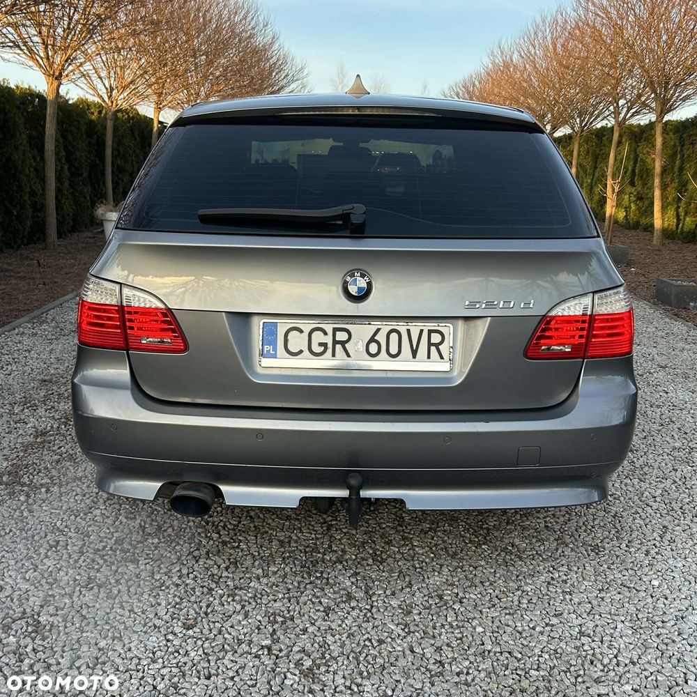 BMW Seria 5 520d - 10