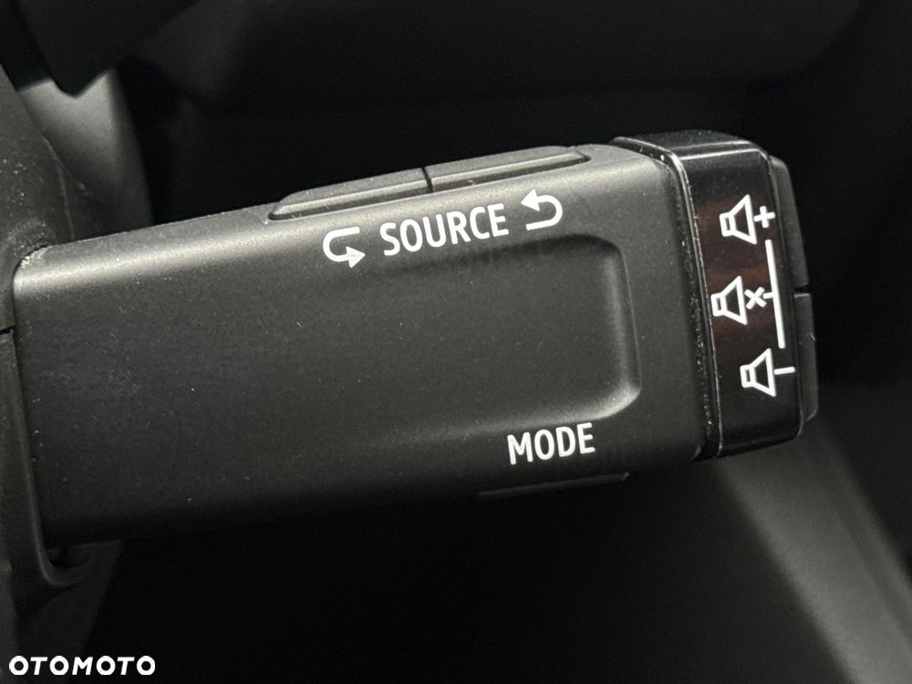 Renault Captur 1.0 TCe Techno - 30