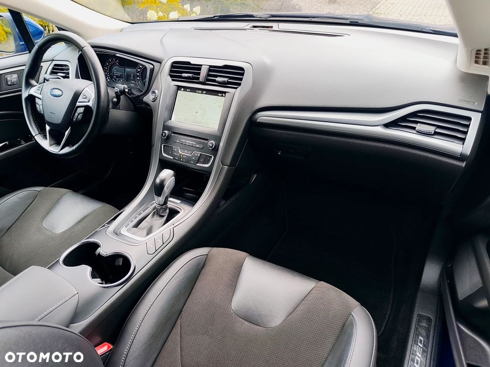 Ford Mondeo 2.0 TDCi Titanium PowerShift - 17
