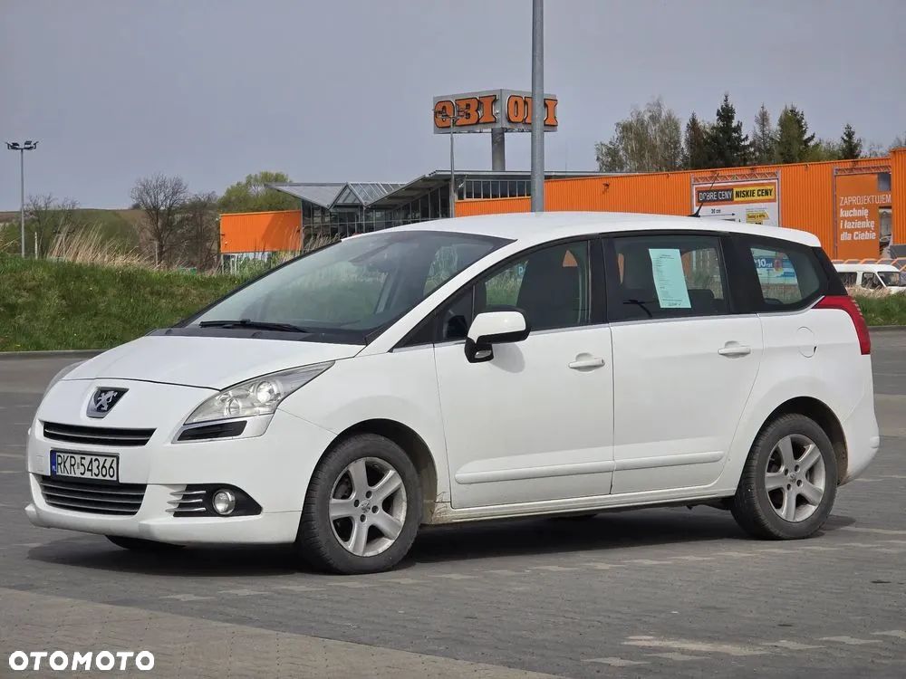 Peugeot 5008 1.6 HDi Premium - 1