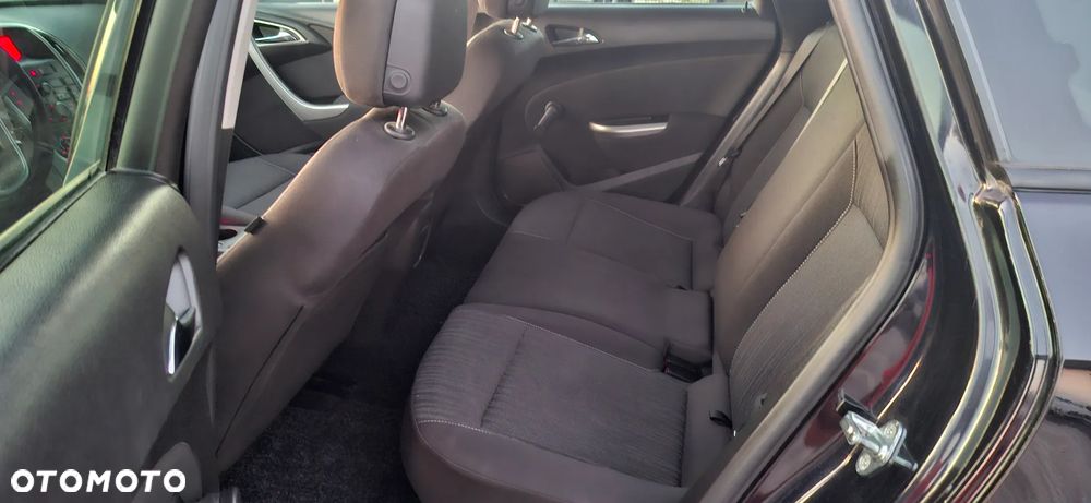 Opel Astra 1.6 Color Edition - 23
