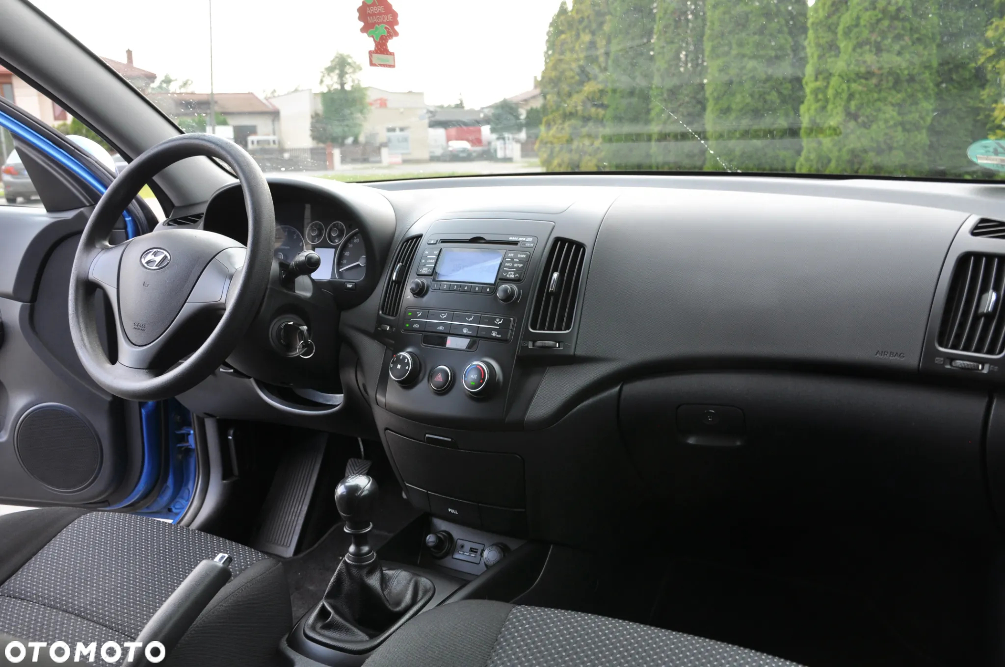 Hyundai i30 1.4 Base + - 28