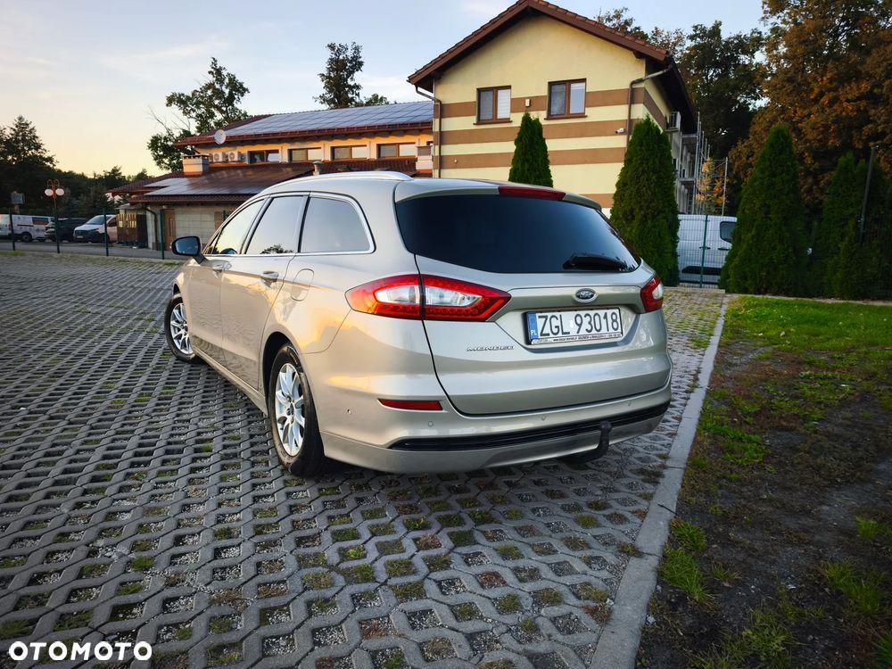 Ford Mondeo 2.0 TDCi STart-Stopp Titanium - 4