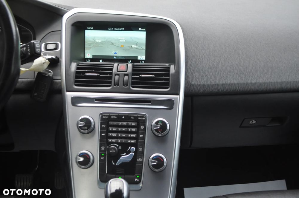 Volvo XC 60 D3 Momentum - 27