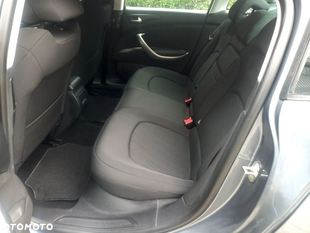 Citroën C5 2.0i 16V Exclusive Equilibre Navi - 30