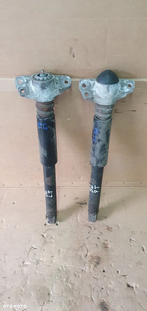 Amortyzator prawy lewy tył tylny VW Passat B6 kombi - 2