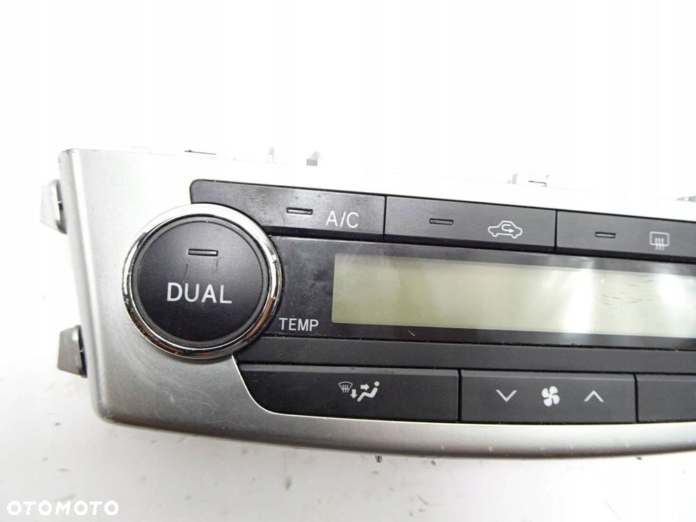 panel klimatyzacji toyota avensis t27 - 5