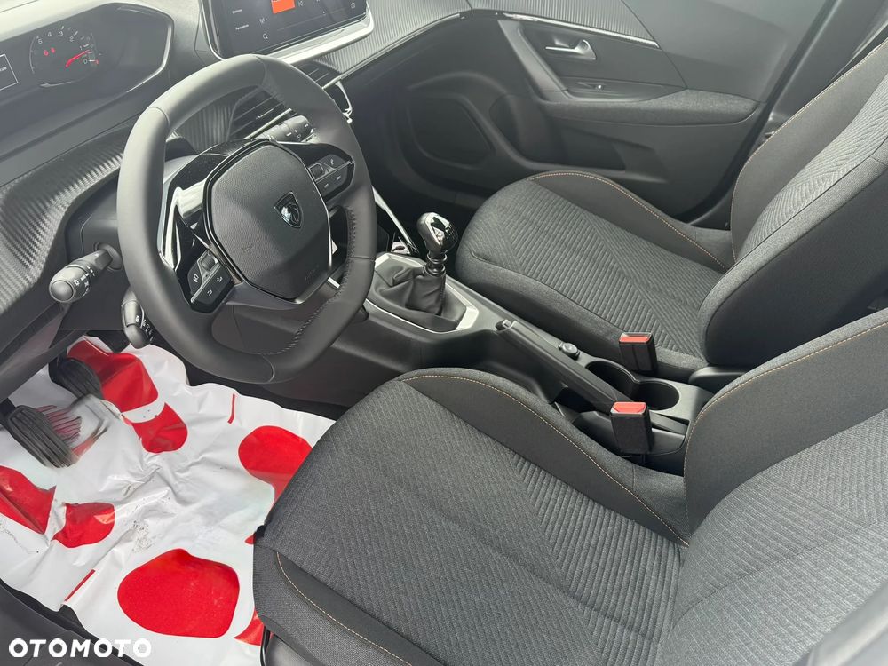 Peugeot 2008 1.2T Edition S&S - 11
