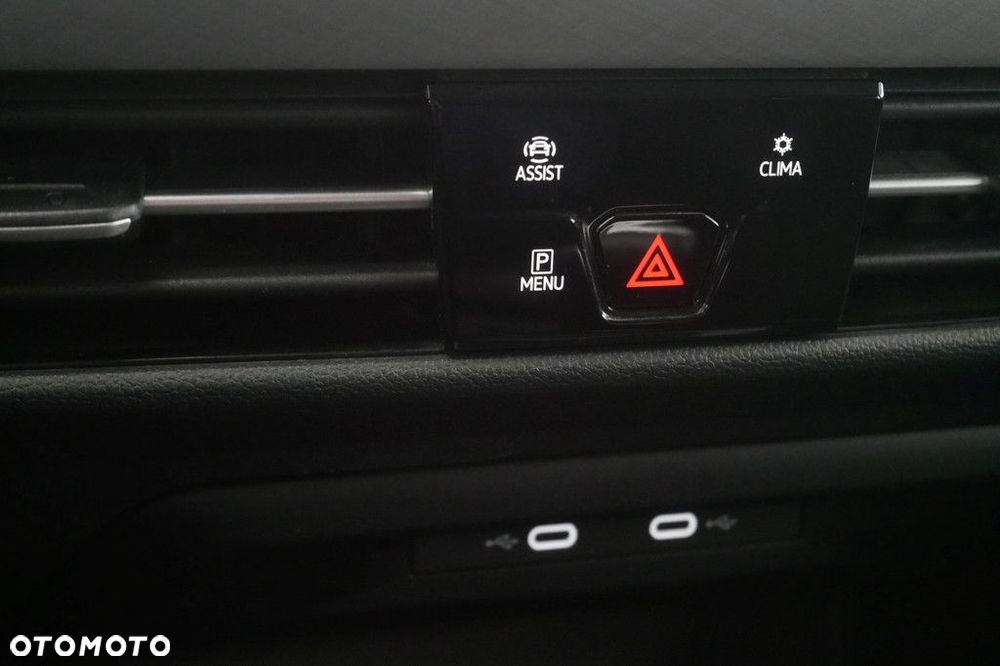 Volkswagen Golf - 18