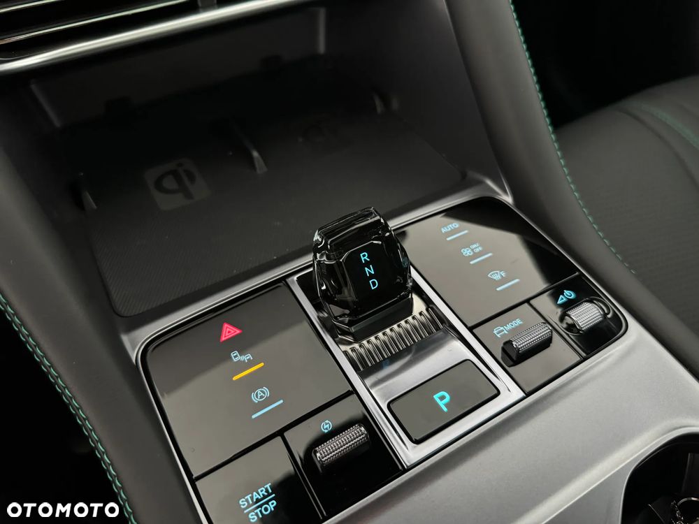 BYD Seal U 1.5T Design AWD - 12