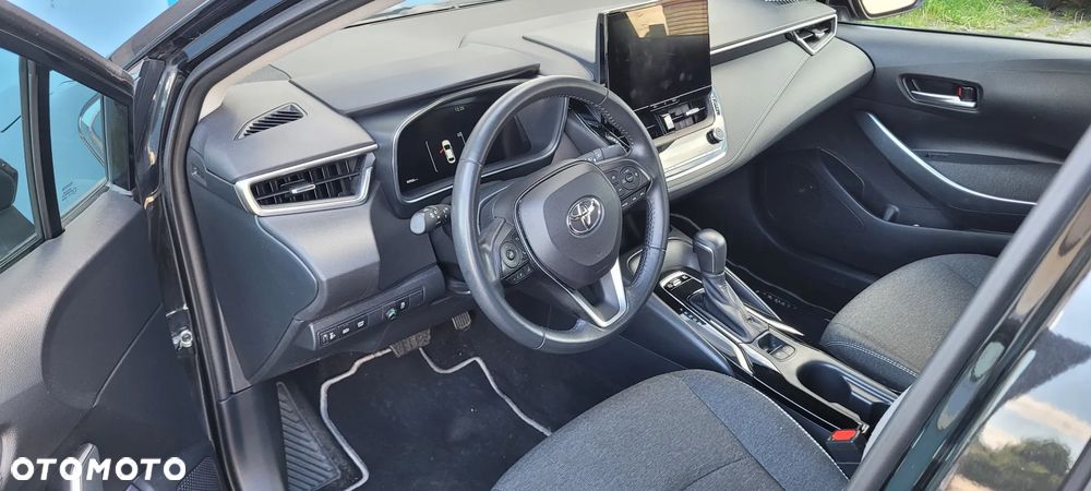 Toyota Corolla - 8