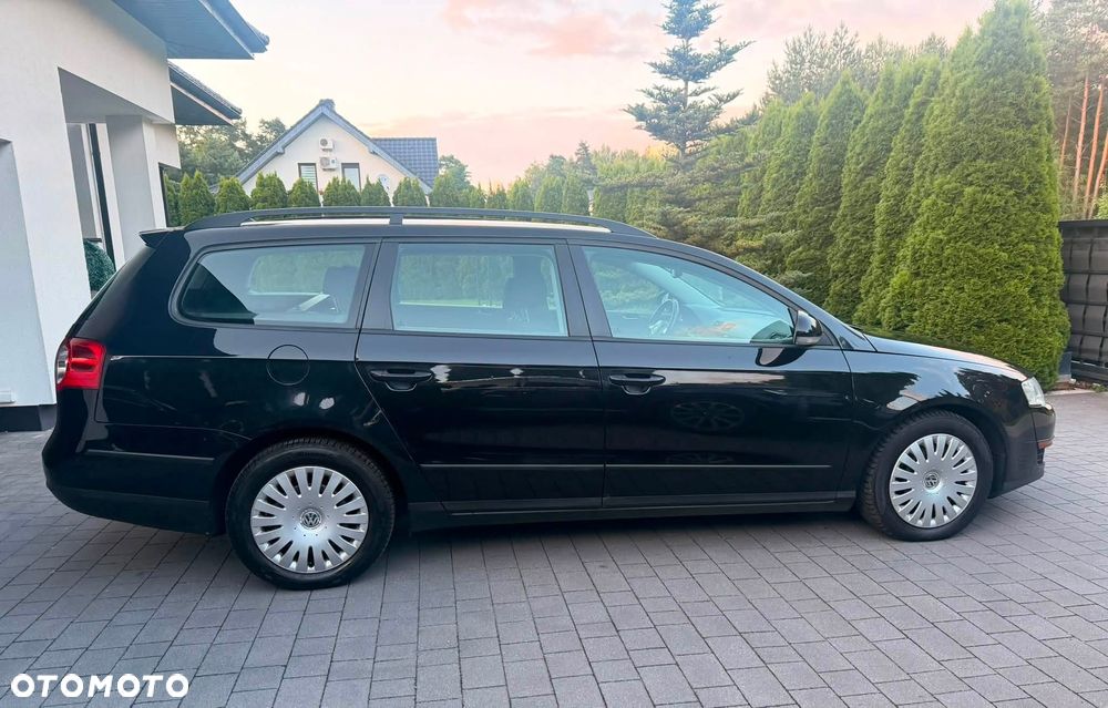 Volkswagen Passat 2.0 Blue TDI DPF Trendline - 8