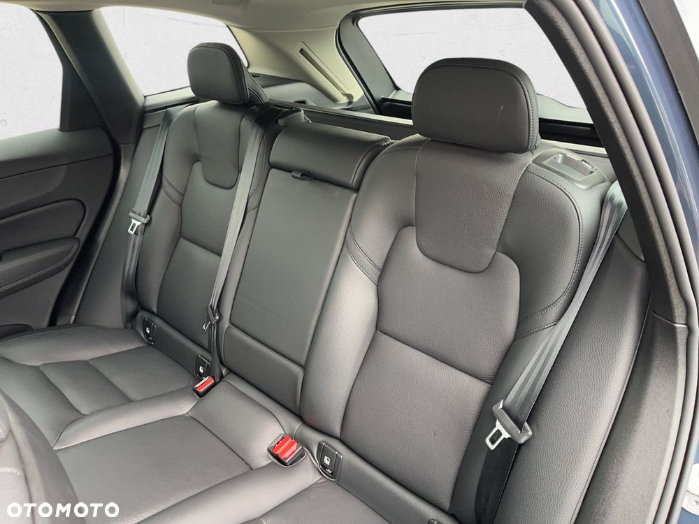 Volvo XC 60 - 28