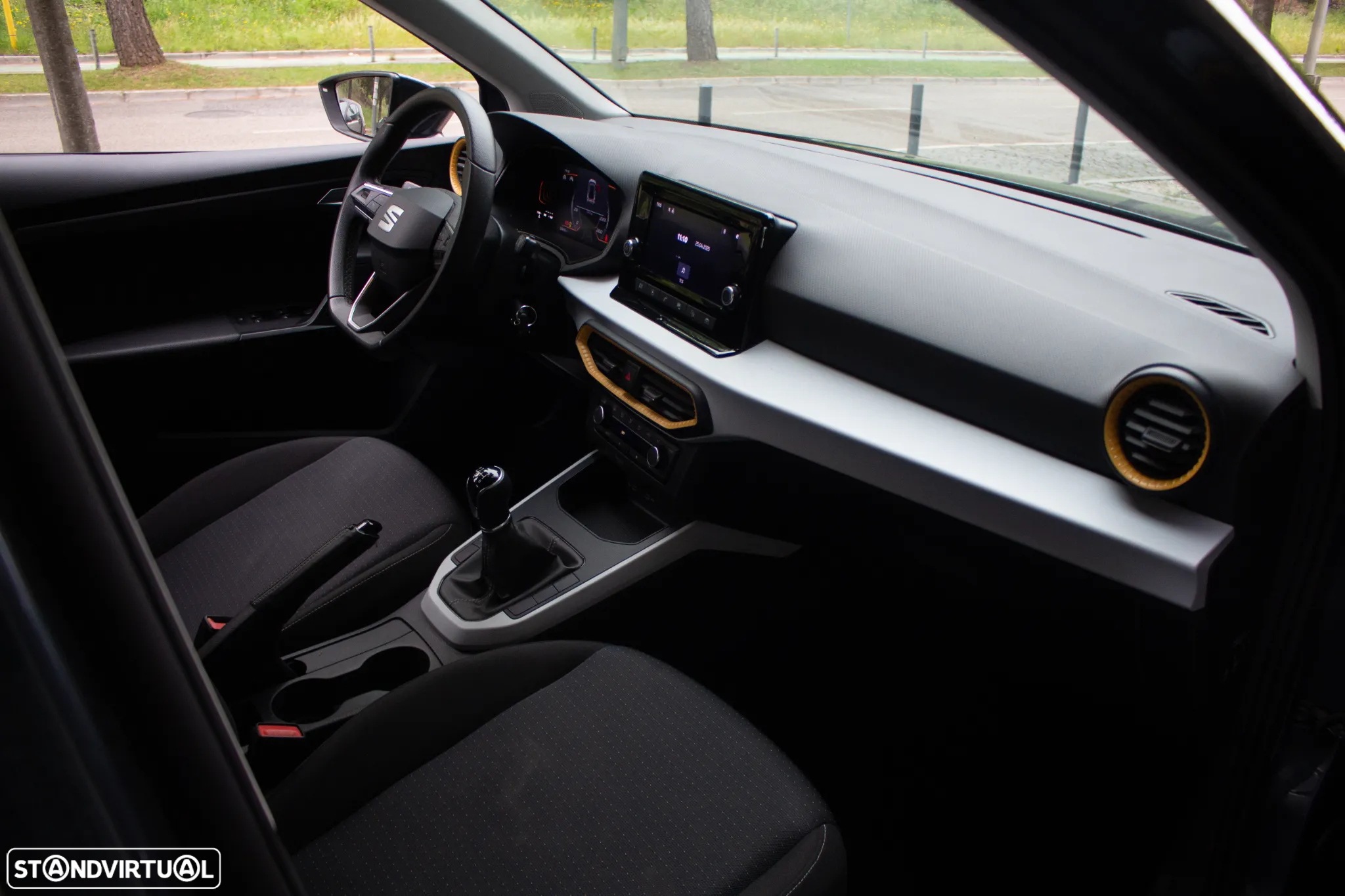 SEAT Arona 1.0 TSI Xperience - 27