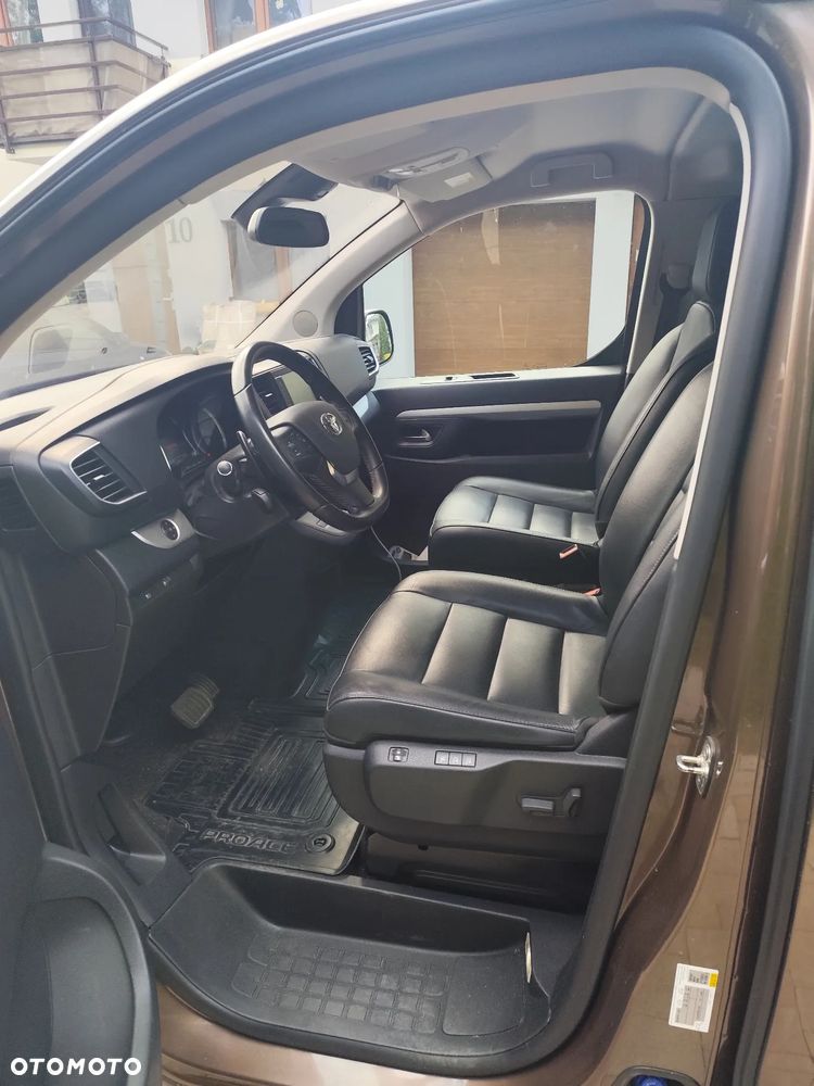 Toyota ProAce Kombi 2.0 D-4D Long 2,8t - 7
