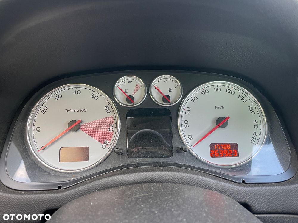 Peugeot 307 CC 2.0 - 4