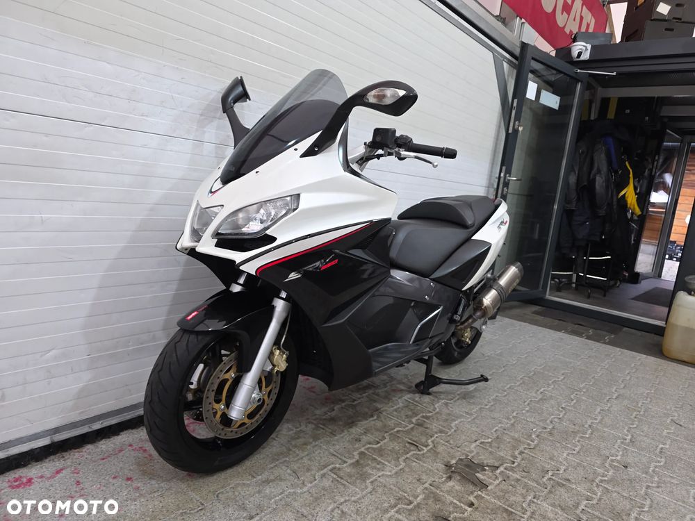 Aprilia SRV 850 - 2