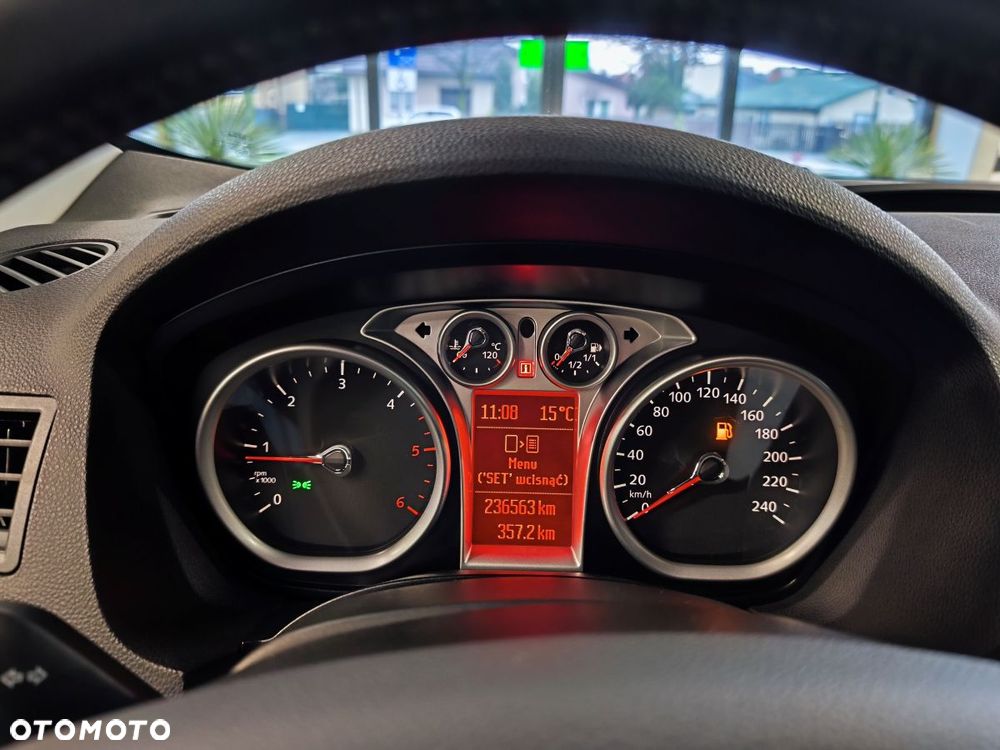 Volvo V70 D4 Geartronic Kinetic - 18