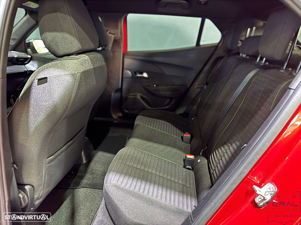 Peugeot 2008 1.2 PureTech SE Style - 16