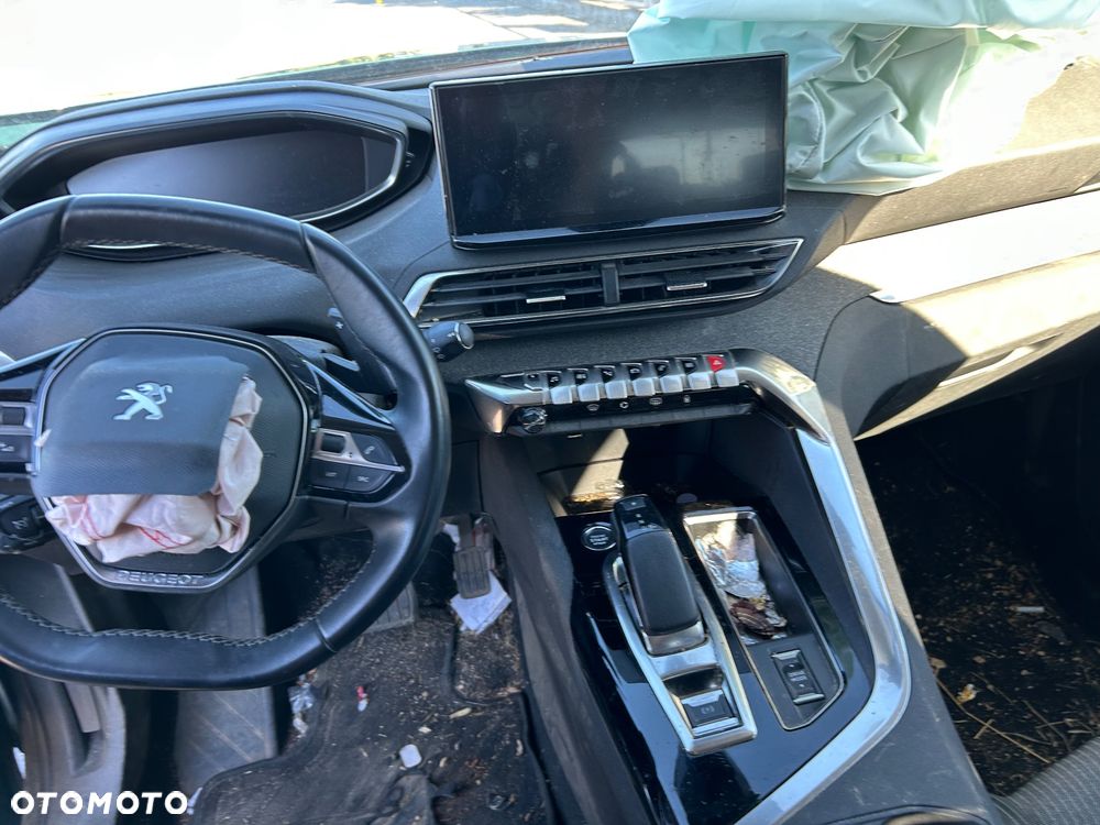Peugeot 3008 - 13